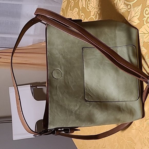 Faux leather, sage green bag, with removable crossbody strap. - Picture 2 of 4